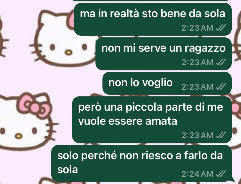 saramaurooo's tweet photo. poveri i miei amici che si devono subire le mie paranoie https://t.co/MFxcvN2g9e