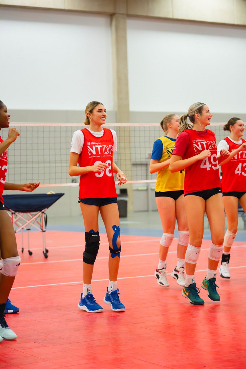 AlevokHazel's tweet photo. Thank You USA Volleyball for this incredible NTDP Winter Training Series experience in Louisville! ❤️🏐💙
Great to spend time with past and future teammates and coaches - Exciting to attend the Final Four! 🎉
•
#usav #usavntdp #avca #uclavolleyball #B1GVolleyball https://t.co/zrRXRXgB1U