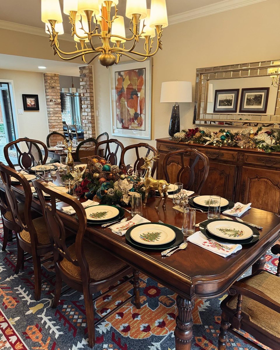 It’s beginning to look a lot like Christmas at Tootsie &amp; Pops!