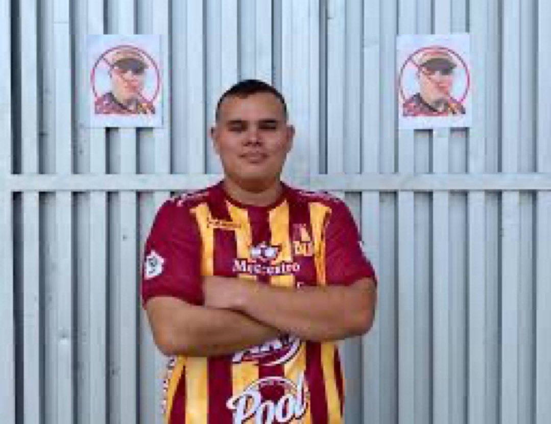 maonova's tweet photo. El lechón esperando mañana a Guzmán... Otros 3 años de suspensión a los estadios... Suspenden a Guzmán o al Lechón... https://t.co/hTzAzpvhrL