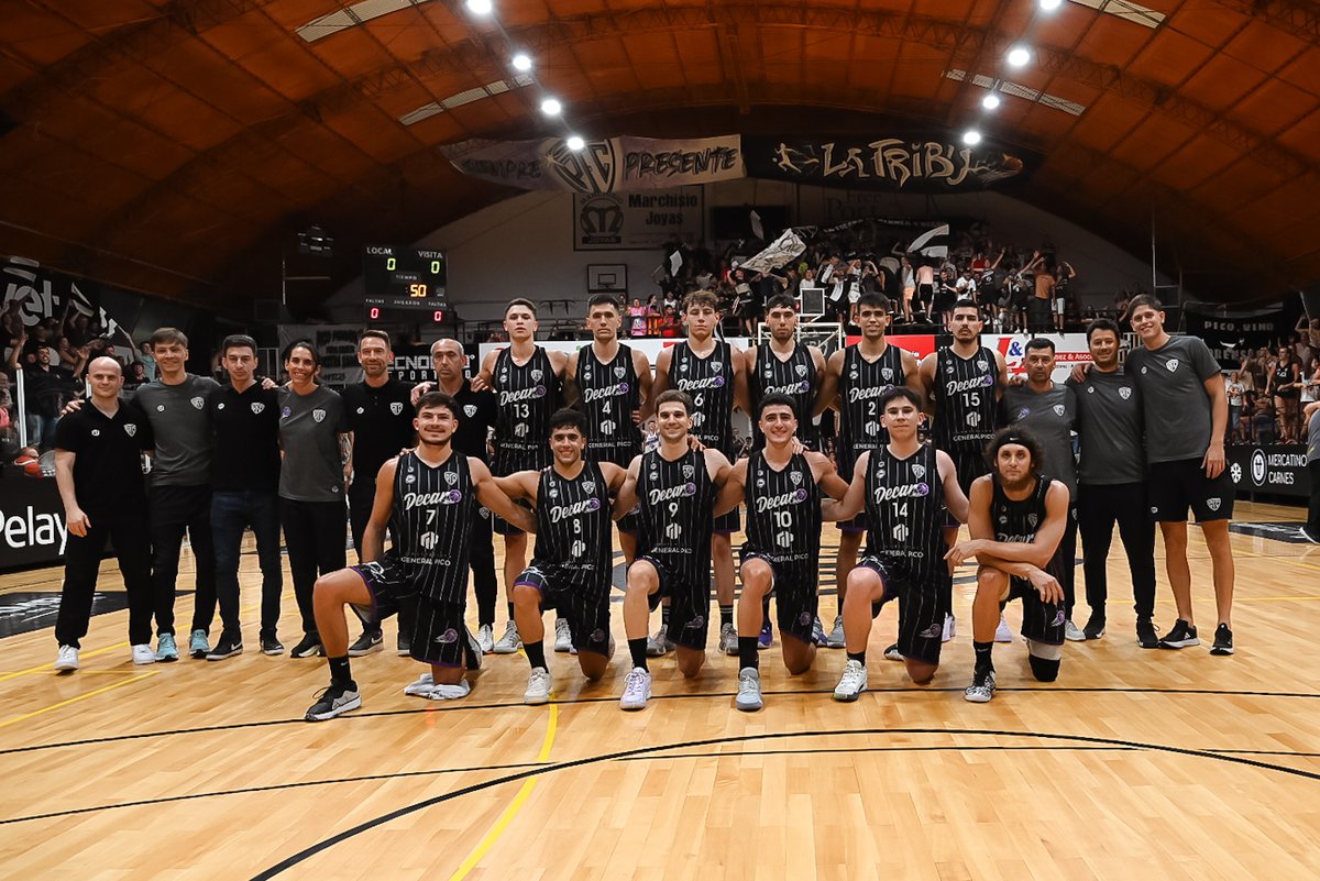 🎟️ ¡ <a href="/basquet_pfc/">Pico Football Club</a> 𝗰𝗹𝗮𝘀𝗶𝗳𝗶𝗰𝗮𝗱𝗼 𝗮𝗹 𝗖𝘂𝗮𝗱𝗿𝗮𝗻𝗴𝘂𝗹𝗮𝗿 𝗙𝗶𝗻𝗮𝗹 𝗱𝗲𝗹 𝗧𝗼𝗿𝗻𝗲𝗼 𝗔𝗽𝗲𝗿𝘁𝘂𝗿𝗮!

👉 El Decano le ganó de forma agónica a Villa Mitre y se quedó de forma invicta con el grupo A de la Conferencia Sur