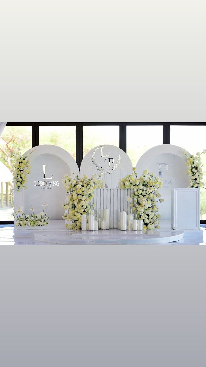 SejaLula's tweet photo. A fairytale come true. A gorgeous white wedding with beautiful white roses.
📞☎️0795561475 https://t.co/axJkWW3Irw