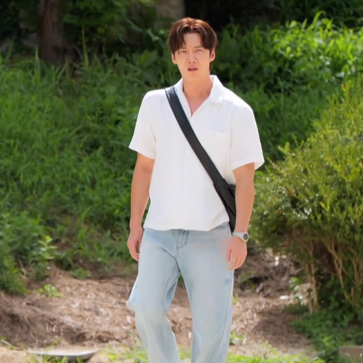 celeb_wish_list's tweet photo. โ WHO : #์ต์งํ
โ WHERE : MBC '๋์๊ฒ ๋ฟ๊ธฐ๋ฅผ' 1ํ
โ BRAND : #Kineto #ํค๋คํ
โ ITEM : Wrinkle Emboss Open Collar Shirt - White, Wave Cutting Denim Pants -Light Blue
โ ์ถ์ฒ : MBC '๋์๊ฒ ๋ฟ๊ธฐ๋ฅผ' https://t.co/G4NYzVIjue