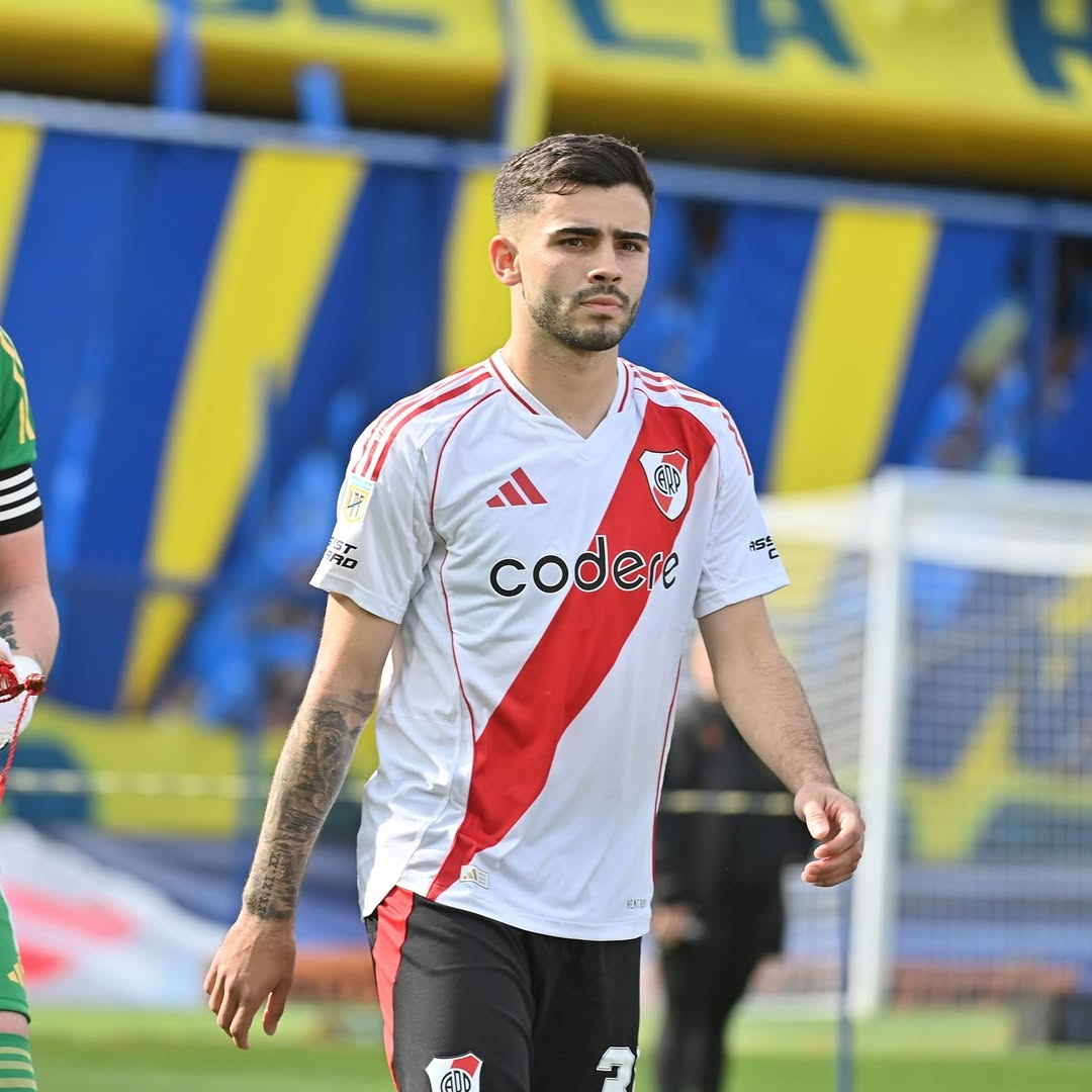 BandaRoja_'s tweet photo. #SimonGate
🔴 Si llega una oferta, Santiago Simón podría irse de #River.
📣 - @HernanSCastillo en https://t.co/onL5MvoDbT https://t.co/yrrAu2vHFL