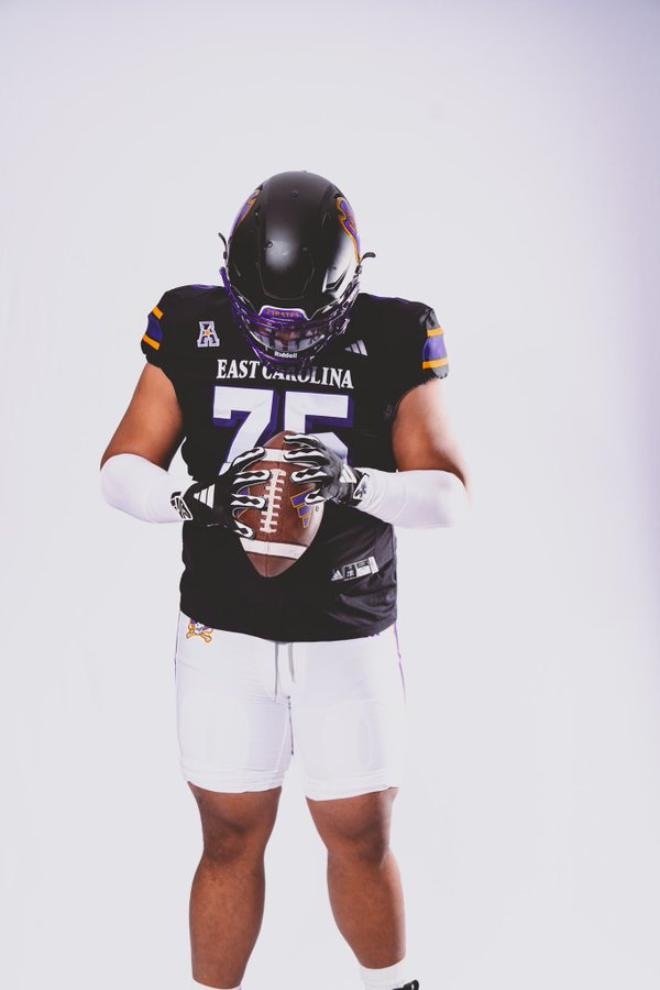 2025 (<a href="/FBWarriorsECC/">ECC Football</a>) JUCO OL <a href="/ivi_310/">Leiviifiloa Benjamin-Manoa Semaia</a> commits to ECU <a href="/ECUPiratesFB/">ECU Football</a>