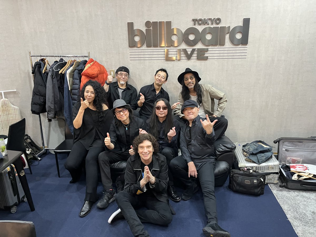 ericmartinmrv's tweet photo. MRV１５周年ツアー全て完売満員御礼！無事終了しました！
ありがとうございました！ https://t.co/wUpK26QaI6