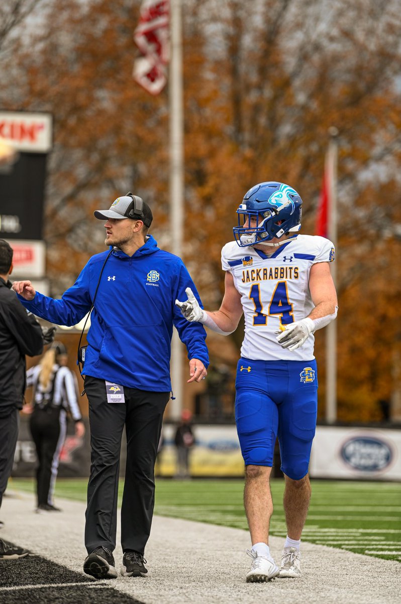 PeteMenage's tweet image. 14 - 

I’m grateful our paths crossed at SDSU. It was an honor to be your coach. You used hard times to grow and in good times, you kept a level head and pushed everyone around you for more. This is just the beginning for you. 

Love ya, kid.