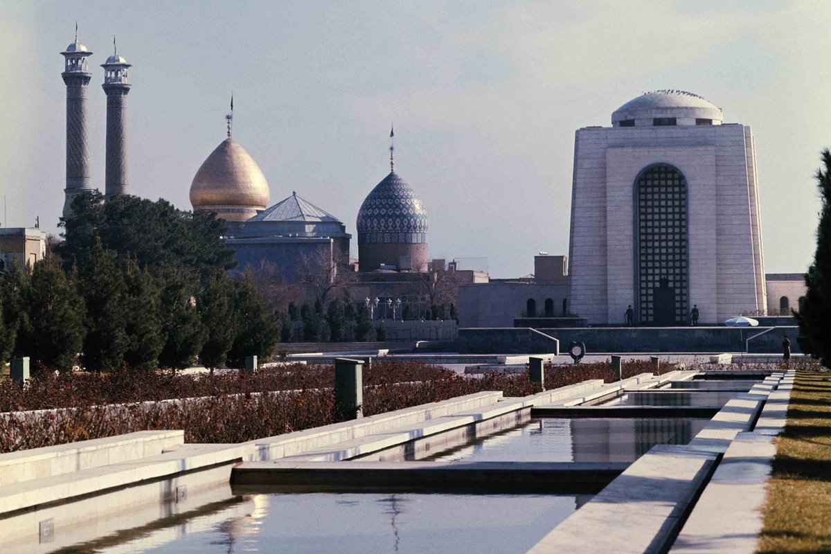 AdleKamran's tweet image. دوستان ارجمند
خوشحالم به شما اطلاع دهم جلد دوم کتاب معماری دوران پهلوی نیز منتشر شد. قیمت جلد دوم دو میلیون و هشتصد هزار تومان می باشد و بین یک تا ده روز ارسال می شود.
برای اطلاعات بیشتر به شماره 09129212638 پیام دهید.