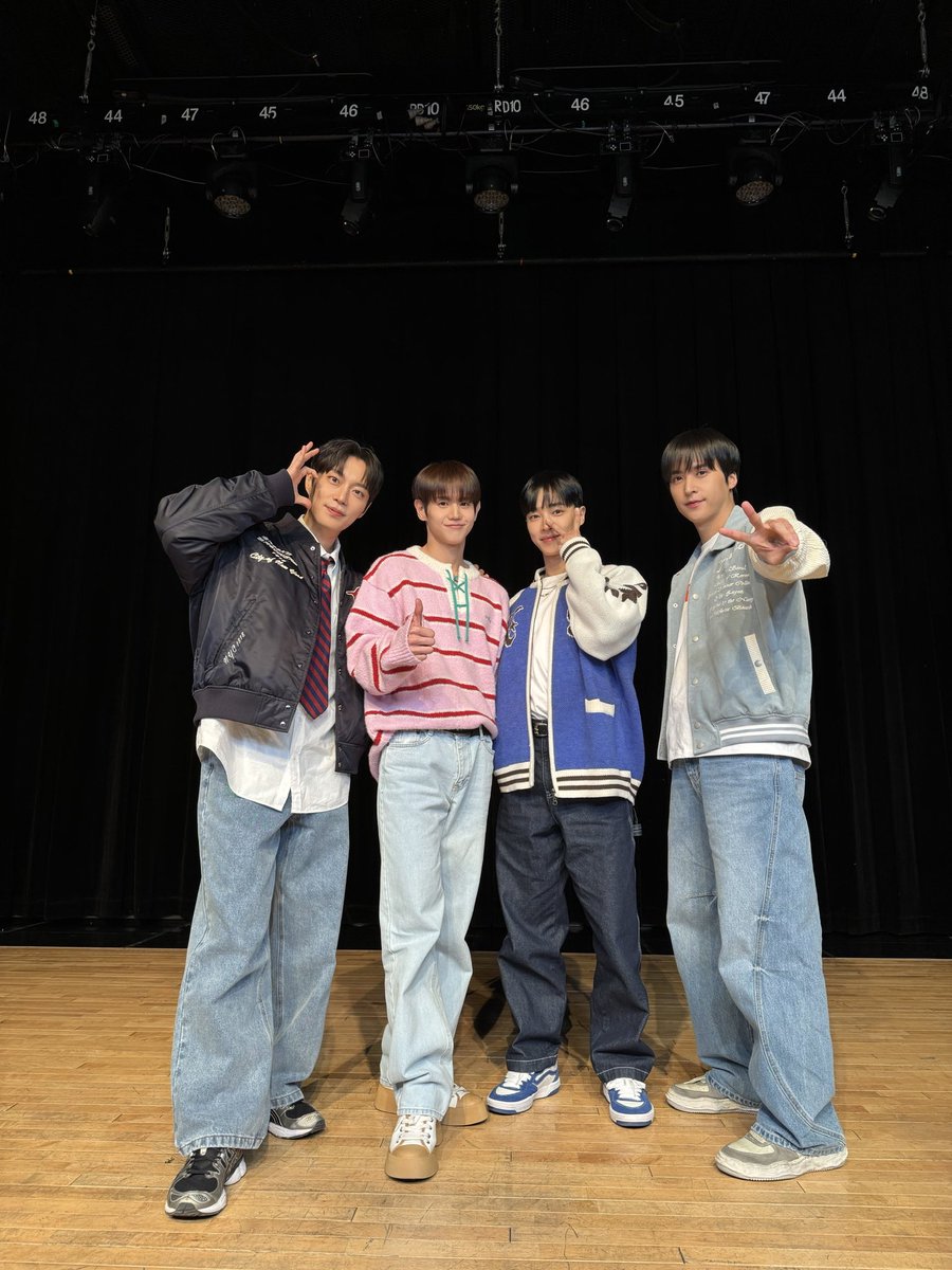 하이라이트(HIGHLIGHT) tweet media
