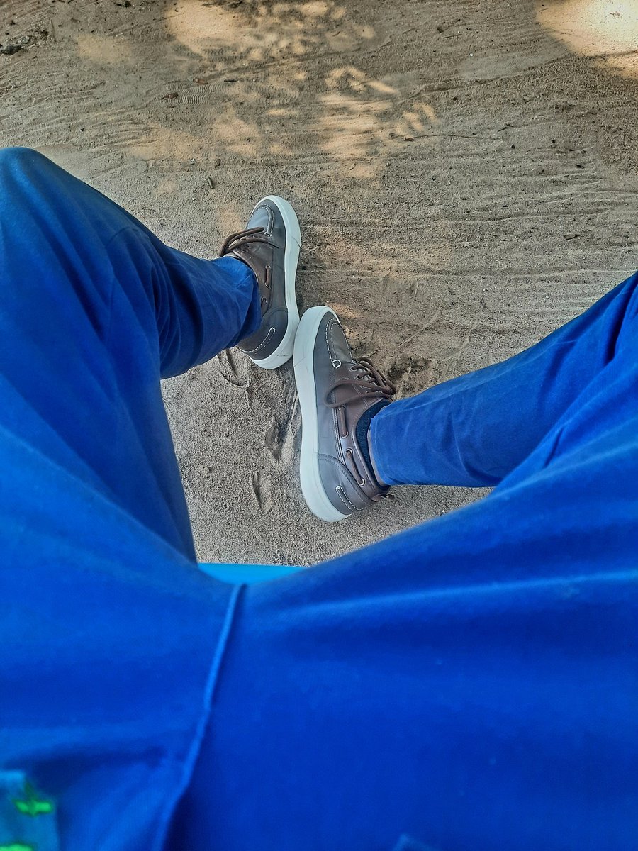 Nje ni out