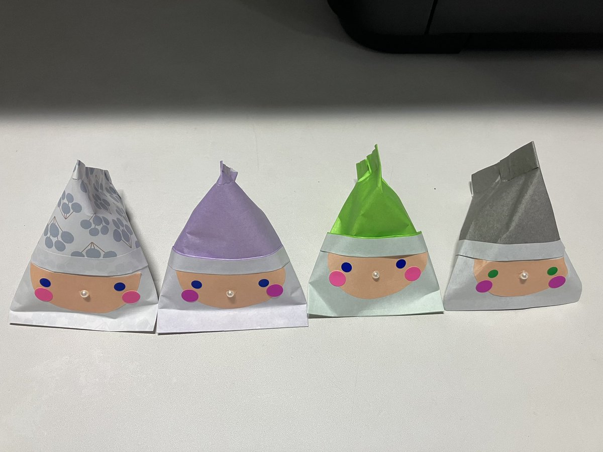 CPCclover's tweet photo. こんにちは！工藤です😀
今日来ていただいたお客様からとてもかわいらしい手作りのお菓子袋をいただきました😆
かわいすぎてあけるのがもったいなかった🤣

明日は初の試みでダブルスの教室開催です🏓
参加者同士のゲーム練習を中心にやり、全日本社会人3位の下山大西がダブルキャストでコーチします✌️ https://t.co/LflCWrBfBw