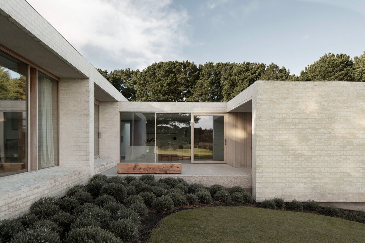 4AAAAart's tweet photo. Cape Schanck House by Studio Goss 

Source: Studio Goss https://t.co/YmgM7X5mxG