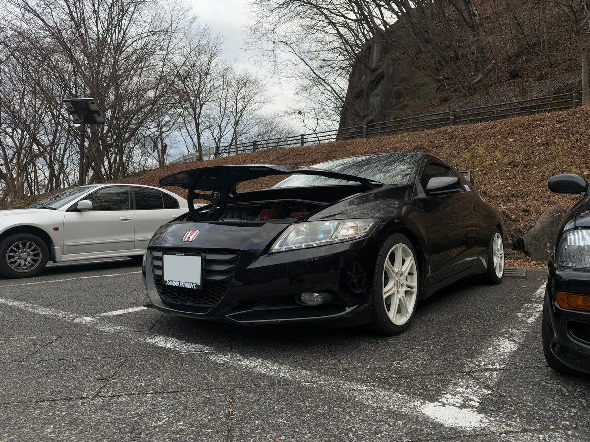 ryo_crz_zf1's tweet photo. CR-Zステアリングカスタム
worksbell RAPFIXⅡ使用
ステアリング kawaii fitment steering wheel ver.01
ナンバー隠し忘れるのとホーンボタンの配線加工がまだでmomoホーンだけど仕様変更しました!
#kawaiifitment #worksbell #RAPFIXⅡ https://t.co/78TK8VSCE4