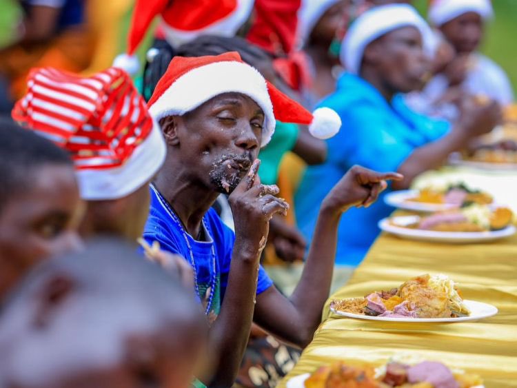 EstnarMarketing's tweet photo. This holiday season, we had the privilege of joining Fena Tujune, a charity organization supporting children with disabilities and mental impairments, at their end-of-year Christmas party.

Seeing their smiles reminded us of the true spirit of the season—giving, loving,… https://t.co/RAEQAztG3i