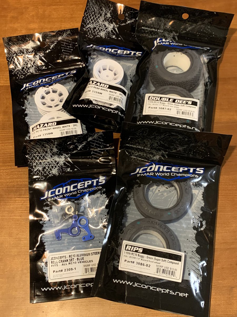 sakasafuji's tweet photo. 初めてのお買い物
3日遅れましたが
無事着弾🤩
送料が思った以上に安くて
びっくりまん
#Amain
#RC10 https://t.co/UQqMrSuLu6