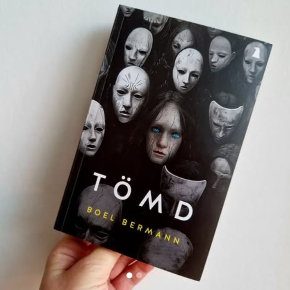 ”I kombination med den spännande idéen finns en handling som drar in mig och får mig att hela tiden vilja läsa vidare. Det gör att jag läser ut den på två dagar, jag måste få veta hur det ska gå för karaktärerna och samhället.” - Vargnatts bokhylla
-> instagram.com/p/DD4QLR_uysI/…