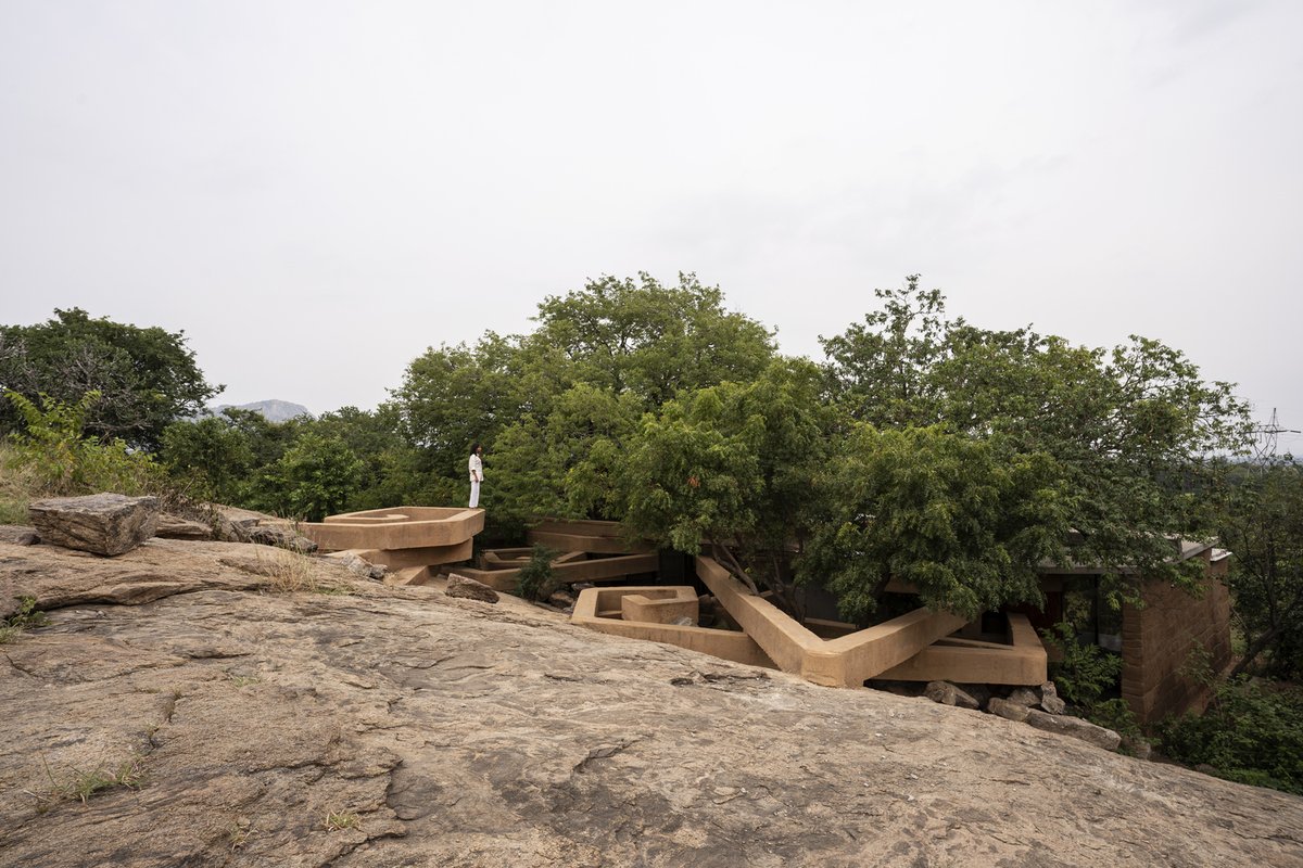 ArchifloStudio's tweet photo. Chuzhi House by Wallmakers India is officially one of ArchDaily’s Best Buildings of the Year!
A true masterpiece of sustainable design and Camouflage Architecture. Congrats to the team! 
#ArchDailyAwards #ChuzhiHouse #VinuDaniel #SustainableArchitecture #Architecture https://t.co/6wfzgNRx5J