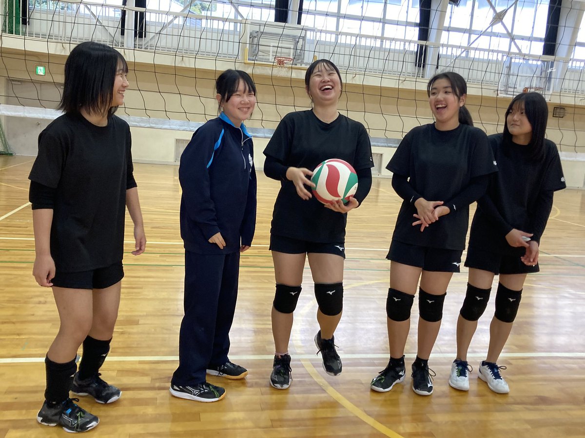 fm_jungle's tweet photo. now on air
レッツ青春クラブ
出石高校バレー部🏐 https://t.co/6WH37hFCwI