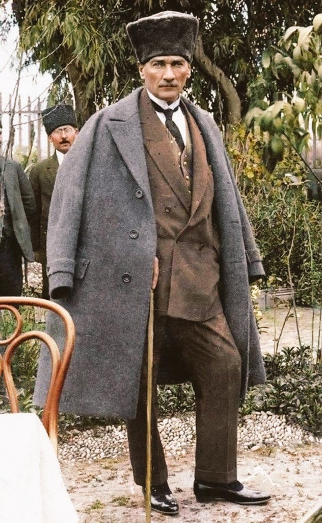 "Muhtaç olduğun kudret damarlarındaki asil kanda mevcuttur."  Türk Orduları Başkomutanı Mareşal  #MustafaKemalATATÜRK 💪🇹🇷💪1️⃣9️⃣3️⃣8️⃣♾👊🤘🏻♥️🤘🏻👊