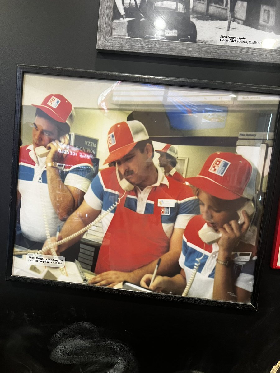 MrHotMustard's tweet photo. Who knew @BarstoolBigCat worked at @dominos https://t.co/DQFhe79WZ5