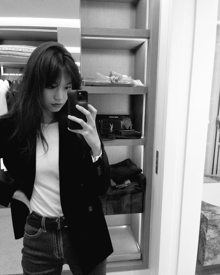 madealaia's tweet photo. This never-ending year-end work has finally come to an end. Now it's time for me to leave the Cotswolds and head to Grandma &amp; Grandpa's house to meet my lovely family! Can't wait. https://t.co/7Up62lgnC7