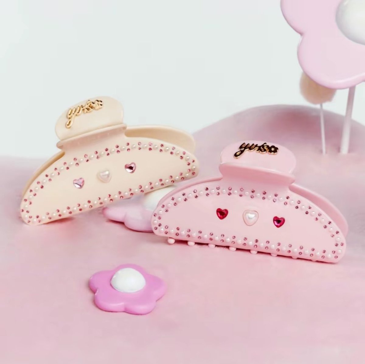 ___songtho's tweet photo. ส่งต่อ🎀 Brinkkty bewish Claw Clip สีชมพู 530.- รวมส่ง (ไม่มีถุงให้นะคะ) 🎄☃️ #yvisส่งต่อ #yvisxbrinkktyส่งต่อ #yvisxbrinkkty 📲add line @823llvjb https://t.co/se68oH4hh9