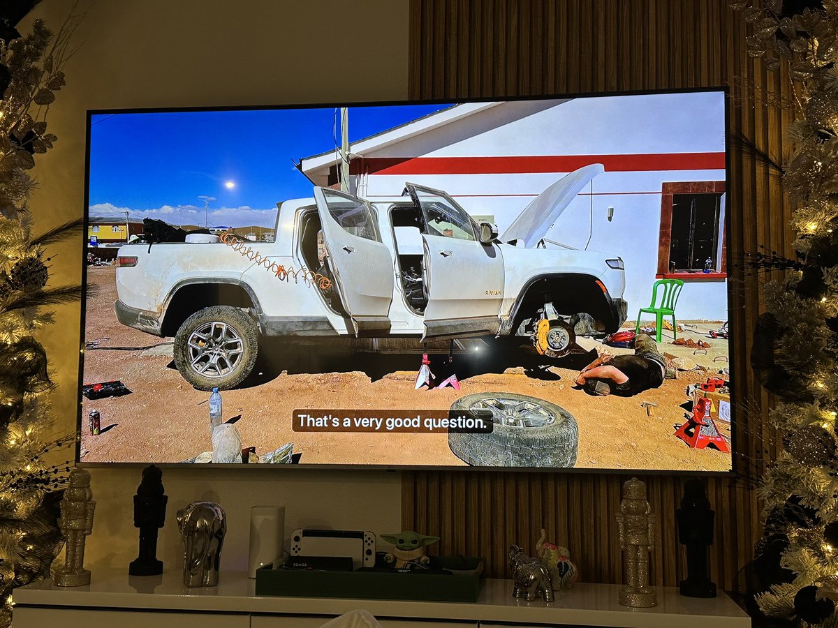 cersmiami's tweet photo. I might be extremely late as this is an old show but was great to see the first @Rivian being pushed to their limits on this show. #longwayup https://t.co/cvhswlFDEx