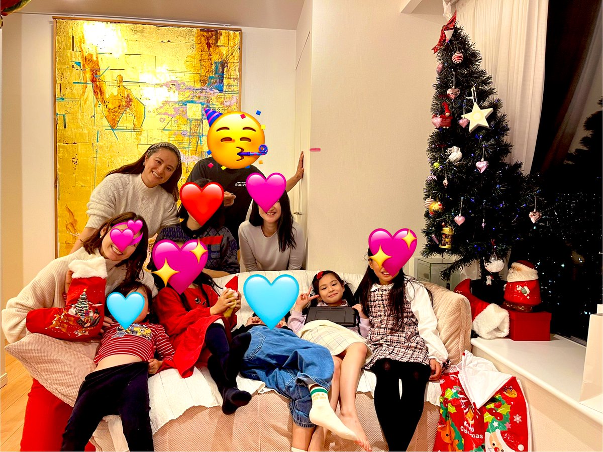 0723_u's tweet photo. Merry Christmas to you all!🎄⛄️🥰
A day spent with friends!
I got a housewarming gift.Thanks❤️
#メリークリスマス2024
#引っ越しました
#お祝い
#ママ友
#楽しいクリスマス会 https://t.co/8MaHtFNSXq