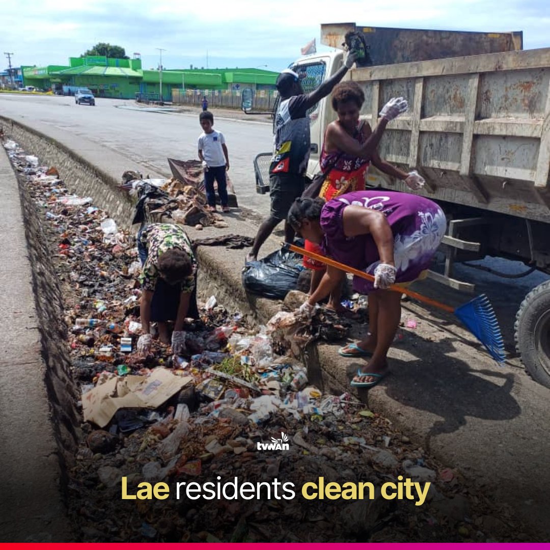 tvwanonline's tweet photo. #Community Residents in Lae, Morobe Province, used their initiative to clean the city over the weekend.
Read more: https://t.co/j18FeeC14S
#ResidentsCleanCity #LaePeaceAndOrderCommittee #LaeCity #MorobeProvince #PapuaNewGuinea #TVWANNews https://t.co/tNrBico5QF