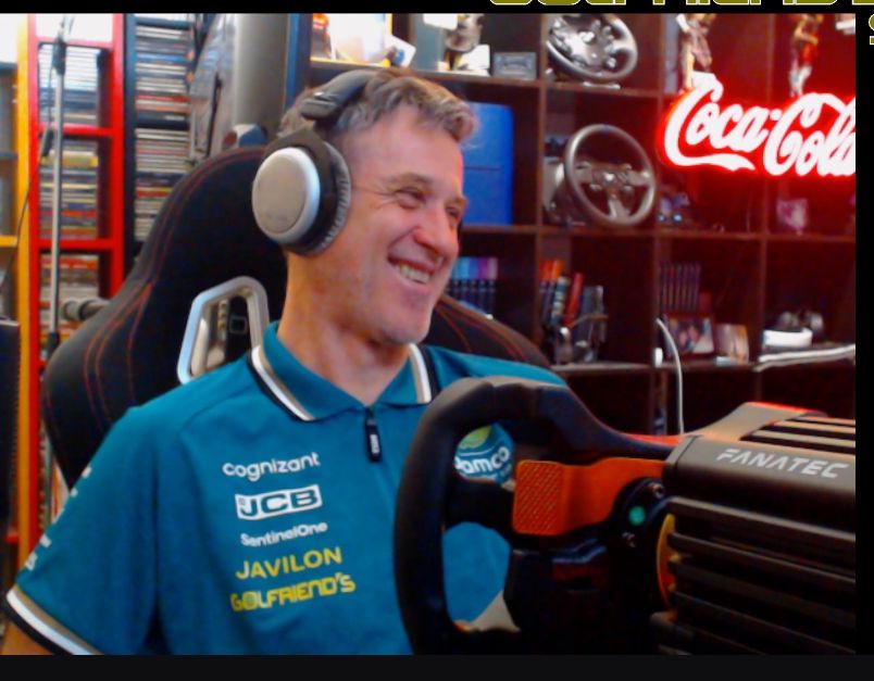 Suscriptores con su polo de regalo...
<a href="/GolfriendsES/">Golfriends</a> 
<a href="/iRacing/">iRacing</a> 
<a href="/GtGate_Com/">GtGate</a> 
<a href="/pumamotorsport/">PUMA Motorsport</a>