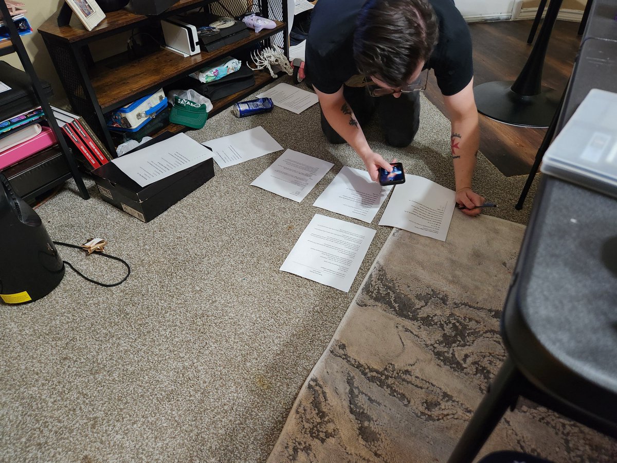 We love giant space battles that make your DM lay stat sheets out on the floor