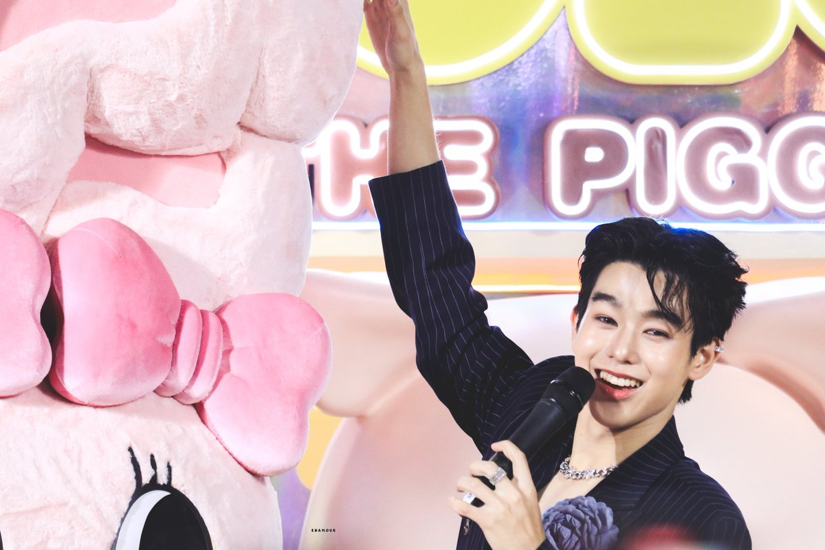 enamoursnap__'s tweet photo. โ๐๐.๐๐.๐๐๐๐
๊ฐแข. ฬซ .แข๊ฑ
โ เธเธตเนเนเธเธนเธเธฐ เธซเธนเธเนเธญเธเธซเธขเนเธฒเธขเธกเนเธฒเธเธเธ โ
๐ด #krmjtc #KRITngamtanakijja #FDPickUPDay2
โ๏ธ@krmjtc
โ๏ธ #ENAMOURSNAP https://t.co/sZAnWVyHFm
