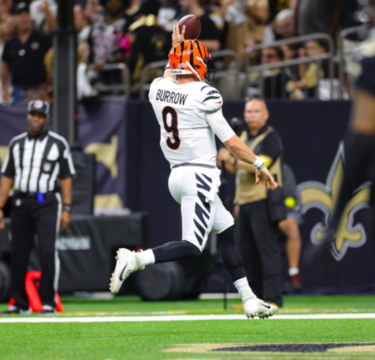 StripesAllDey's tweet photo. #ProBowlVote     + Joe Burrow
#ProBowlVote     + Joe Burrow
#ProBowlVote     + Joe Burrow
#ProBowlVote     + Joe Burrow
#ProBowlVote     + Joe Burrow
#ProBowlVote     + Joe Burrow https://t.co/POGrpwqPgh