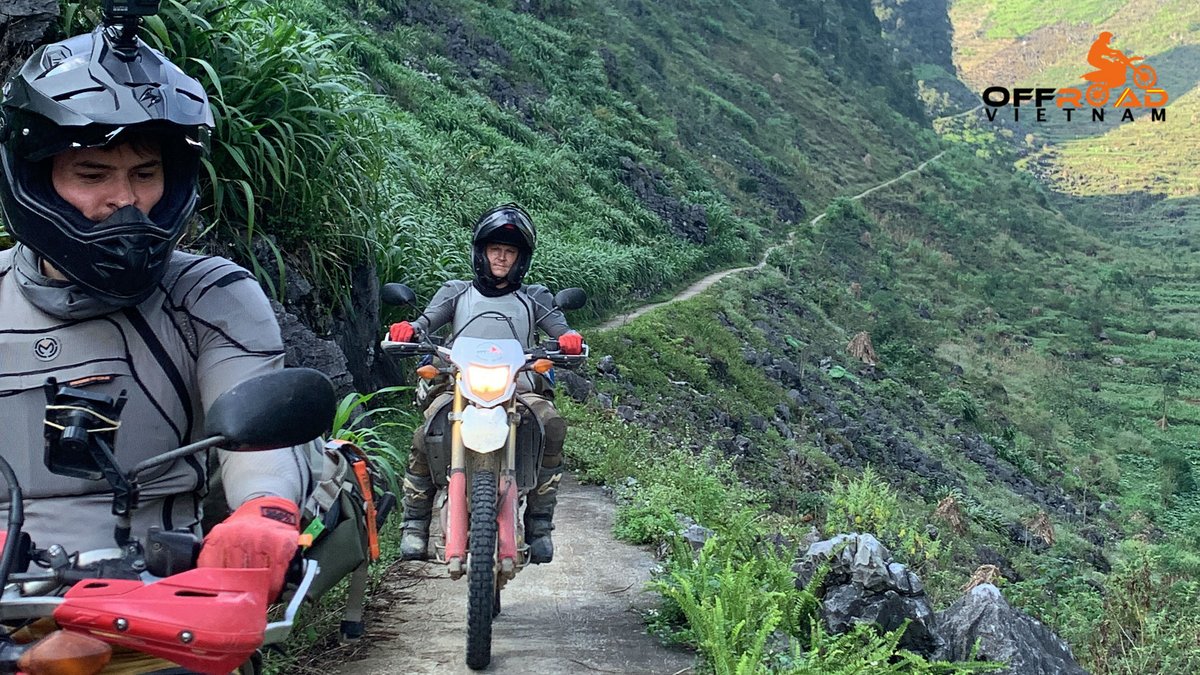 vietnamriders1's tweet image. The country's diverse landscapes make it an iconic destination for motorbike enthusiasts. 🔜

📲 motorbikevietnam.com

#aniconicdestination #premierdestination #northeastroute #vietnam #xuhuong2024 #trending2024 #motorbike #motorcycle #tour #rental #honda #XR150L #CRF250L #CRF