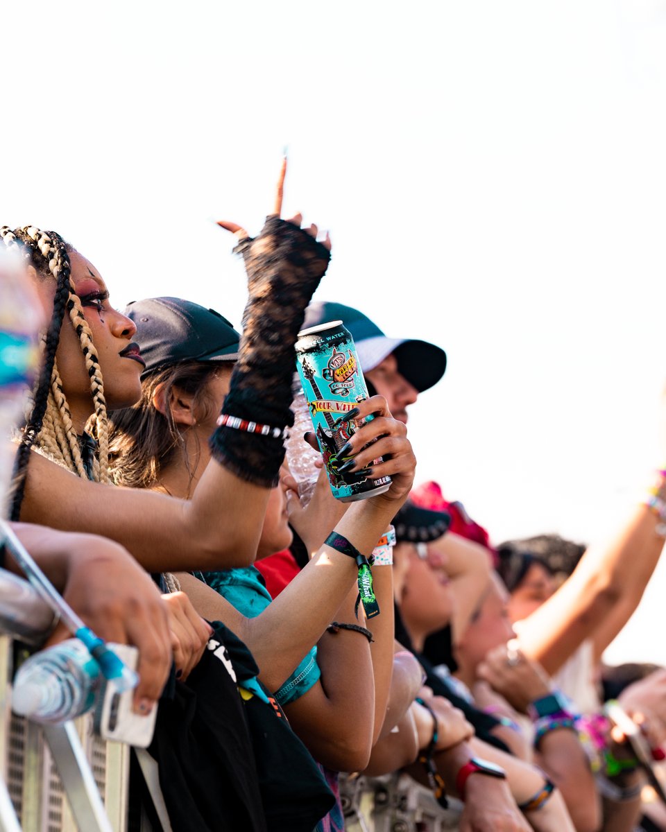 Monster Tour Water tweet media