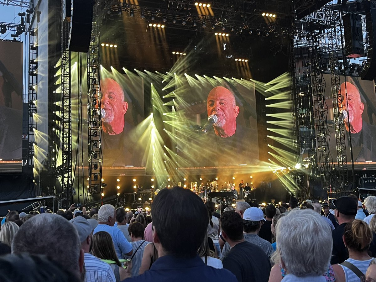 DrRichLoos's tweet photo. Styx/Foreigner/John Waite, Ball Arena, June.
Bruce Hornsby, Chatauqua Theater, Boulder, August.
Feel free to share the shows you saw. @billyjoel @STYXtheBand @tbtduluth @brucehornsby @ForeignerMusic @DefLeppard https://t.co/qwYaz7fjs4