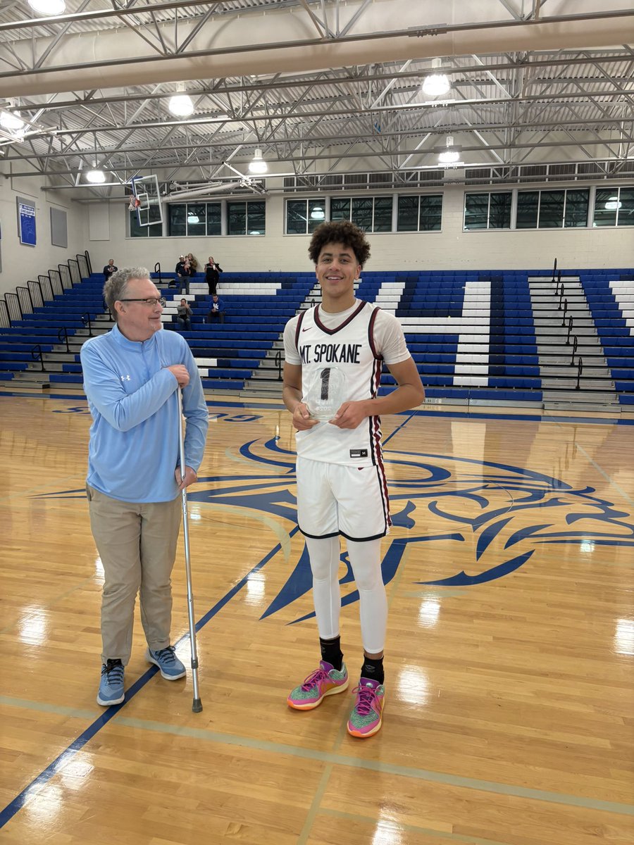 Jaden Ghoreishi named tourney MVP - 
Congrats <a href="/GhoreshiJaden/">Jaden Ghoreishi</a> #GOCATS