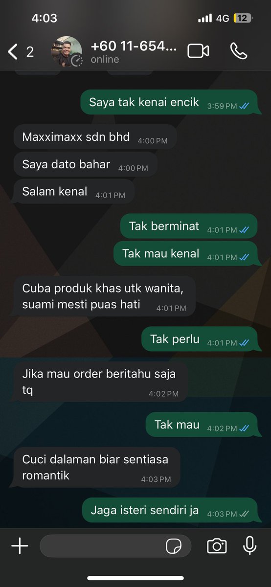 Fitri_Azhar's tweet photo. Tu aku belom kenalkan, saya Dato Sri Fitri😜 https://t.co/JpU9dWK0nb