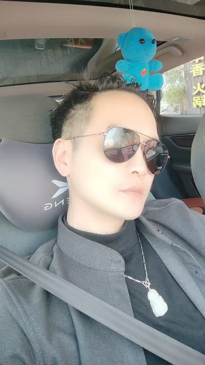 pu_lj6b's tweet photo. 后来，那人似你三分，我便慌了神 https://t.co/dUUk5V1muy