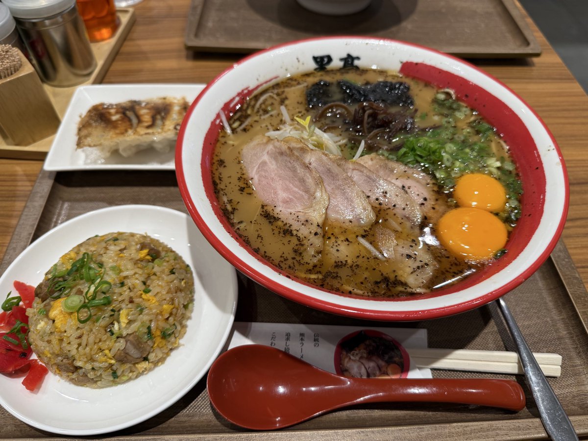 熊本の防衛戦に来られる方は是非食べて欲しいラーメンです