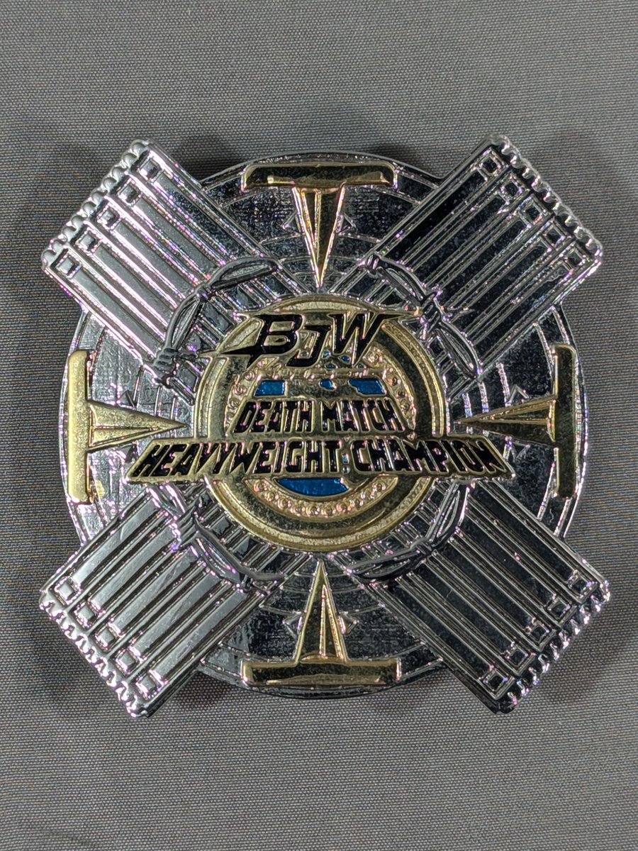TOUDOUKAN_WORLD's tweet photo. BJW belt buckle
#bjw #deathmatch #strongbj #toudoukan https://t.co/lqhBF8Z2mF