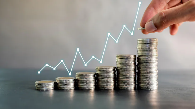 #MarketsWithBS | Indian benchmark indices have shown resilience in 2024, with the BSE #Sensex gaining 9.6% YTD and NSE #Nifty up 8.4%. Looking to 2025, analysts spotlight investment opportunities in sectors like banks, chemicals, industrials, power, and IT. 

<a href="/GuptaSirali/">Sirali Gupta</a>