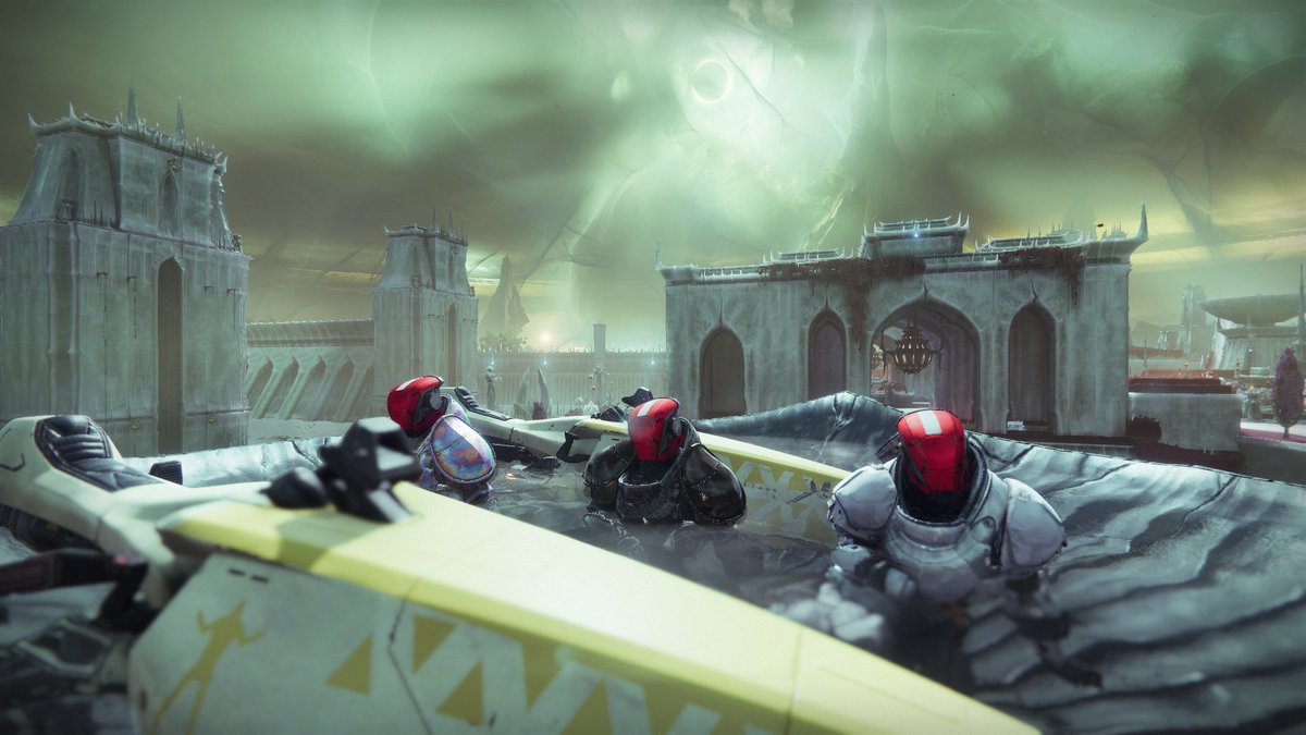 QcFallen's tweet photo. Would you fancy a Banana Split? We sure do. Even in cold times like the Holidays🧊❄️
#DawningFashion #Destiny2 #Destiny2Fashion #Destiny2Emblems #DessertsofDestiny2
@A_dmg04
@BrunoLouviers
@MoltenSlowa
@Cozmo23
@asalisbury
@DestinyTheGame
@Destiny2Team https://t.co/08UCTrTxAW