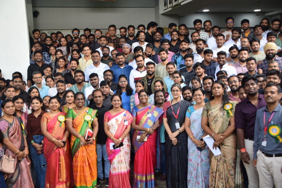 GNC_Chennai's tweet image. 300 Alumnus of Programme of BCA from different batches 2004 - 2020, participated in the  Grand Alumni Meet ‘Legacy Legends’  on December 21st, 2024  .  Best wishes to the organizing team !

#alumnus #bca #bachelorofcomputerapplications #grandalumni #legacylegends #bestwishes