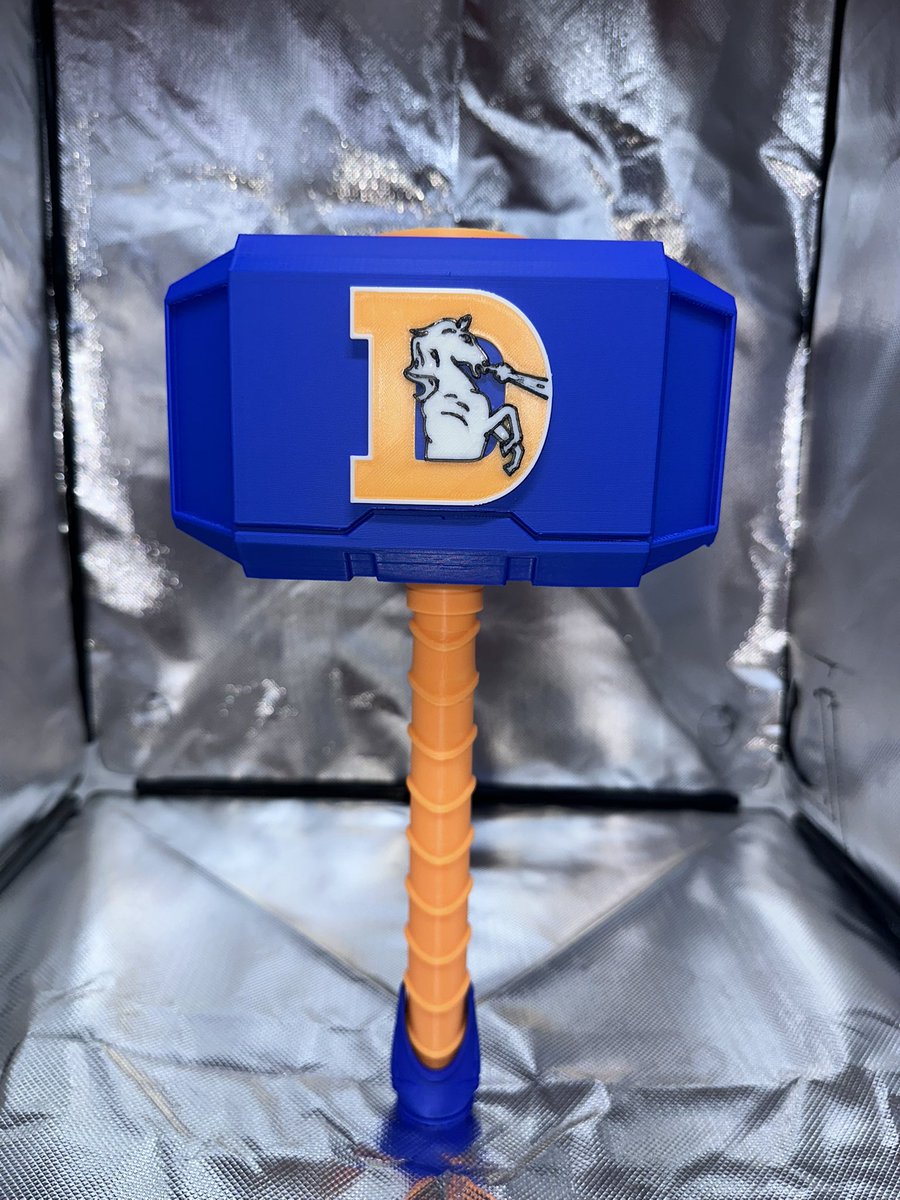 BroncoLegacy's tweet photo. Custom Denver Broncos Thor Hammer https://t.co/xXO2j7jytU