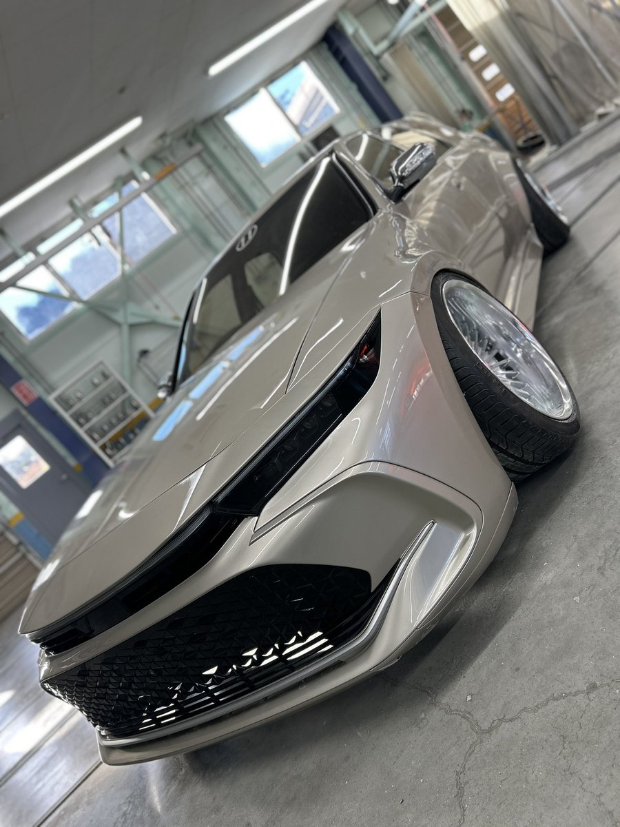 customfactory1's tweet photo. ようやく形になった!!
オートサロンまで残りわずか
最終調整に入ります!!!
#群馬自動車大学校 #customfactory
#tokyoautosalon2025 https://t.co/L4UJT2PbEz