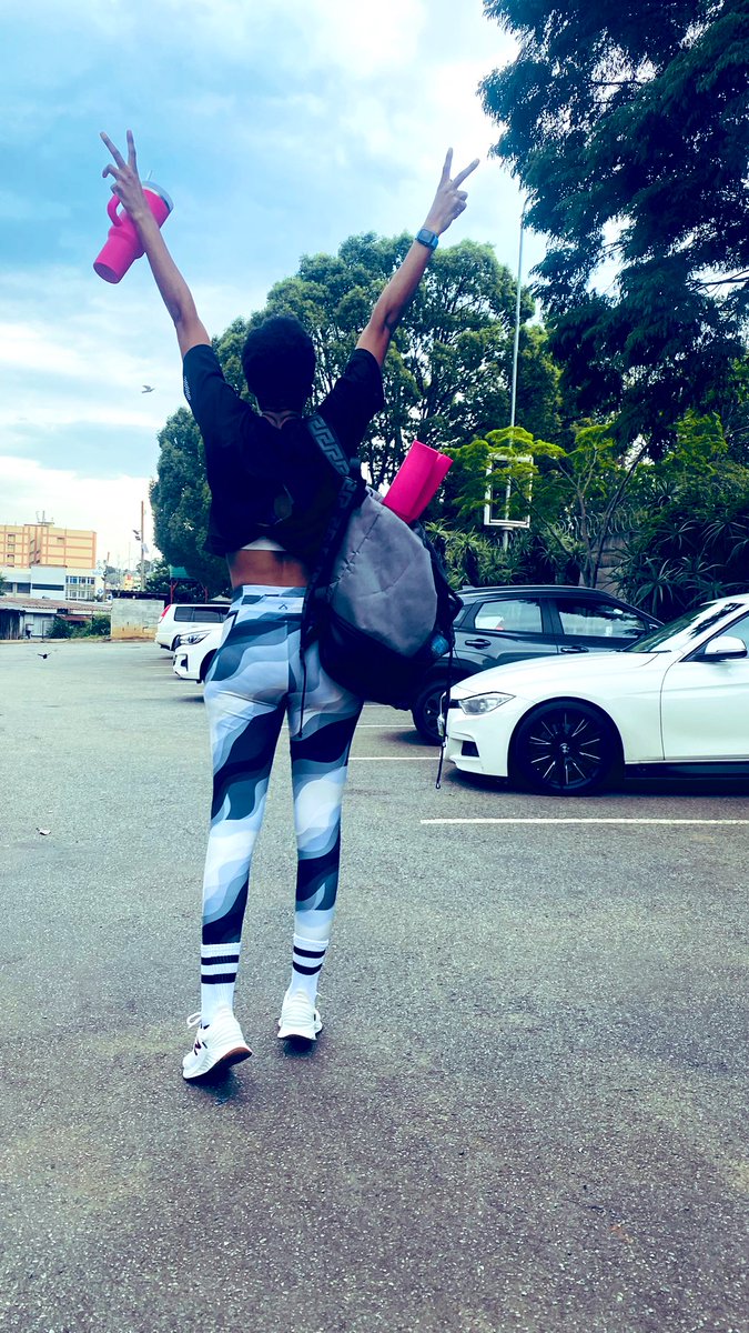 GuguDladla's tweet photo. until the end of time… #SelfLove #Consistency #CommitmentToSelf #IChoose2BActive #LegDay #NeverSkipMondays #FetchYourBody2024 https://t.co/5azK7mOnD6