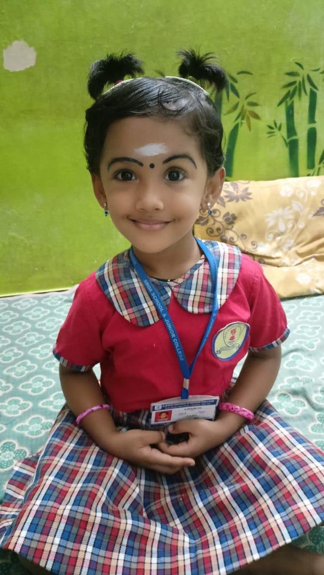 BheeshmaTalks's tweet image. Verified! Please help Reshmi, a charming 6 year old kid, who is now facing hardship and fighting for her life. It started to be tumor and now developed into cancer.
If we can give a Ray of Hope to bring back her smile lets extend our support, love and prayers by contributing a…