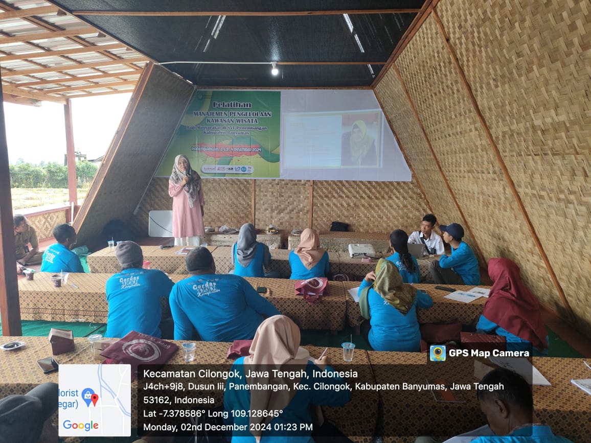 khothoh_s's tweet photo. Senin(02-04/12/24), Khothoh S, Luhkan Banyumas, Kegiatan pelatihan Manajemen Pengelolaan Wisata di SFV Ds Panembangan Kec.Cilongok yg diikuti oleh para pelaku dan pengelola wisata, diselenggarakan oleh BP3 Tegal
#GiatLuhkanSatminkalTegal
#Banyumas
#luhlapor
#pusluh https://t.co/YdQaH8dQMd
