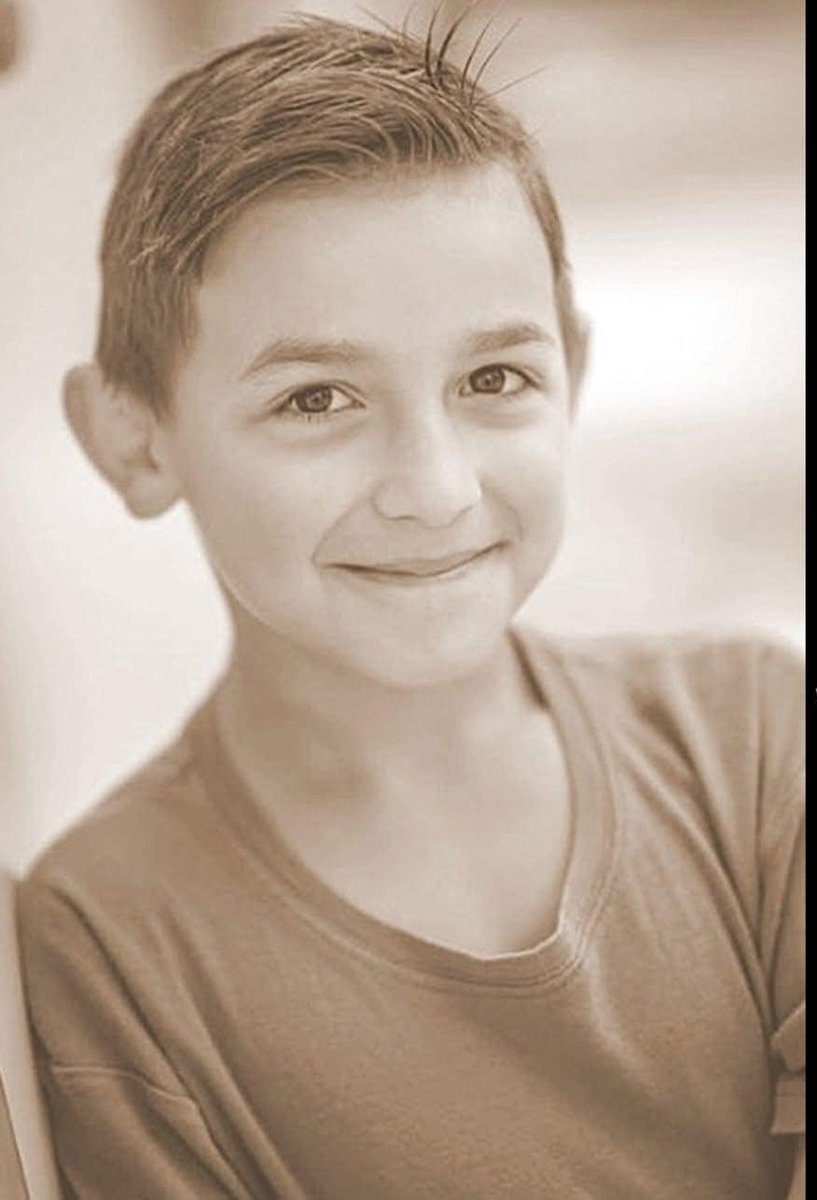 #RIP||⚫️ André avait 9 ans Il est décédé dans l'attaque du marché de Noël de Magdebourg 🇩🇪 Il était jeune sapeur-pompier Nous adressons nos condoléances à sa famille &amp; notre soutien à l'ensemble des pompiers Allemands